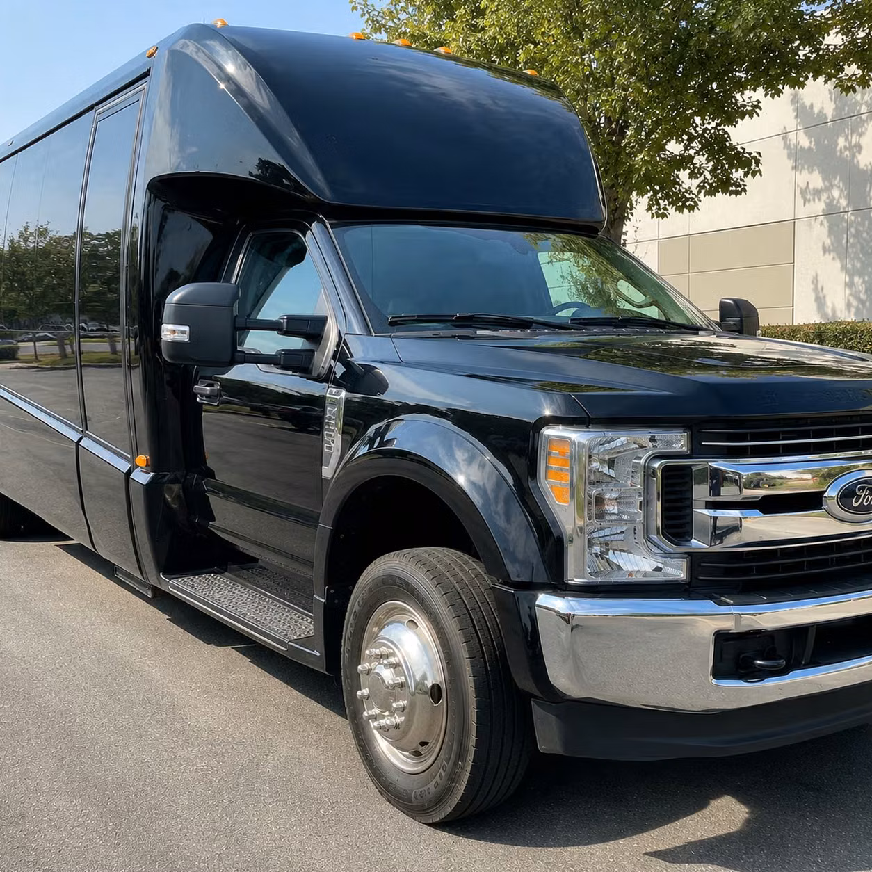 18 passenger minibus