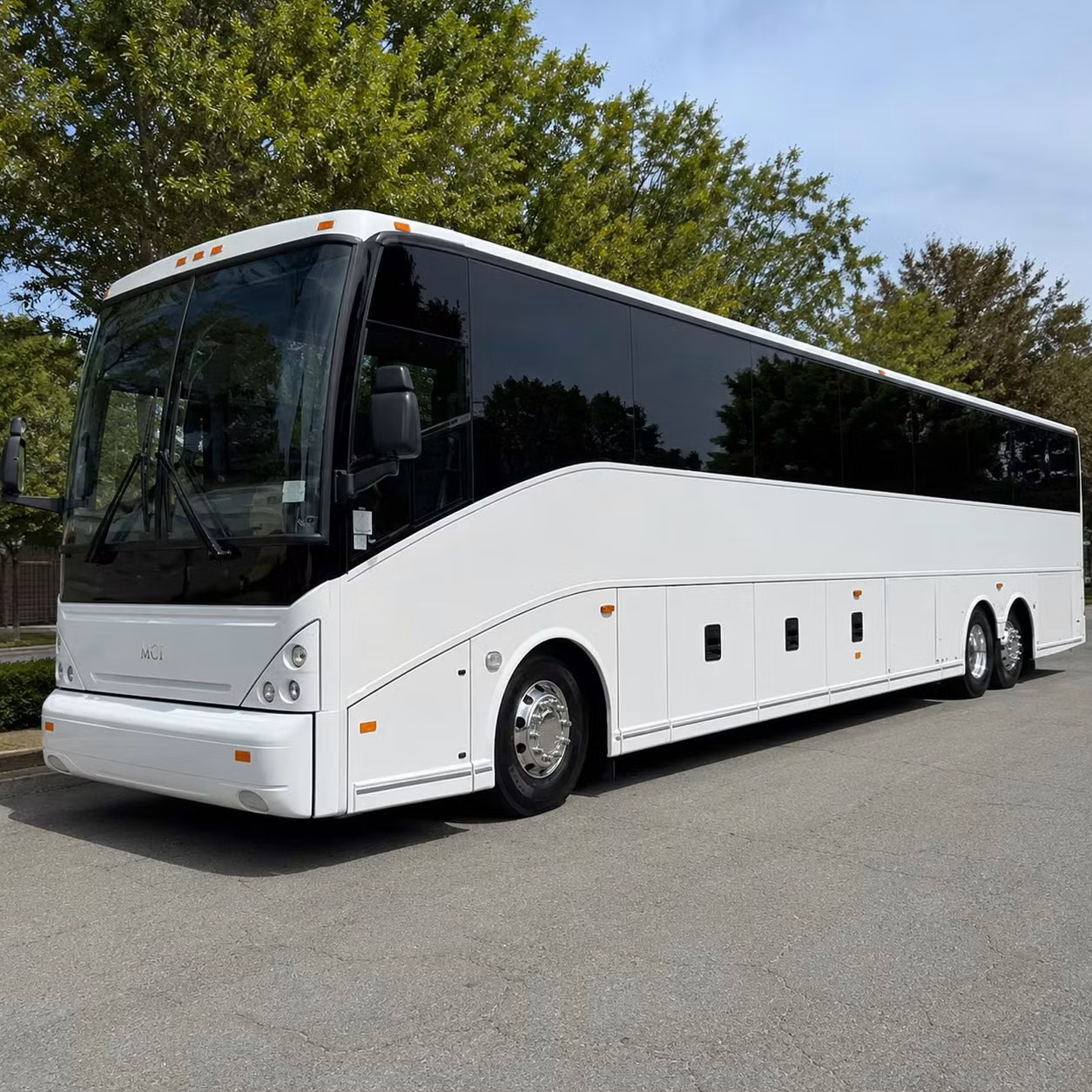group arrivals at hnl made easy with waipahu charter bus transfers