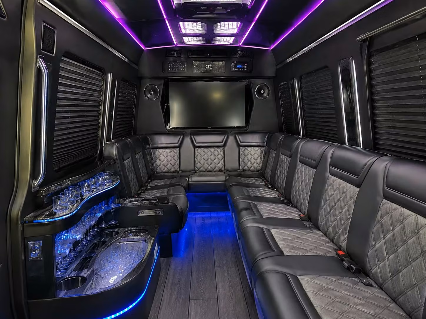 let waipahucharterbuscompany com handle waipahu prom transportation so your group just enjoys the ride