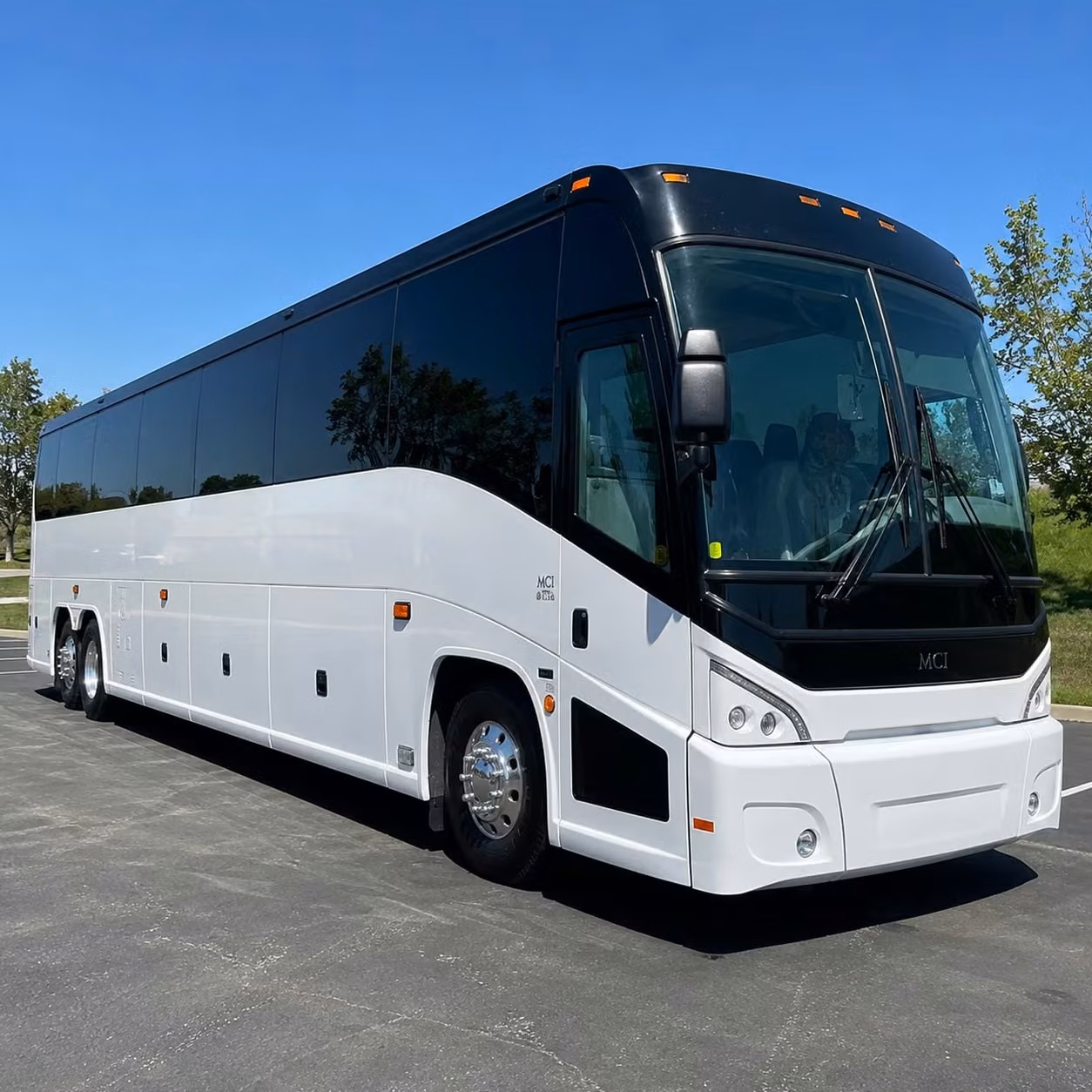 stress free hnl airport shuttle service for groups departing from waipahu