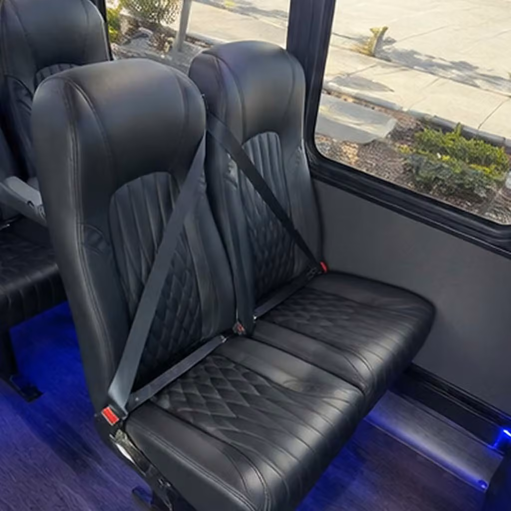 waipahu 18 passenger minibus rental