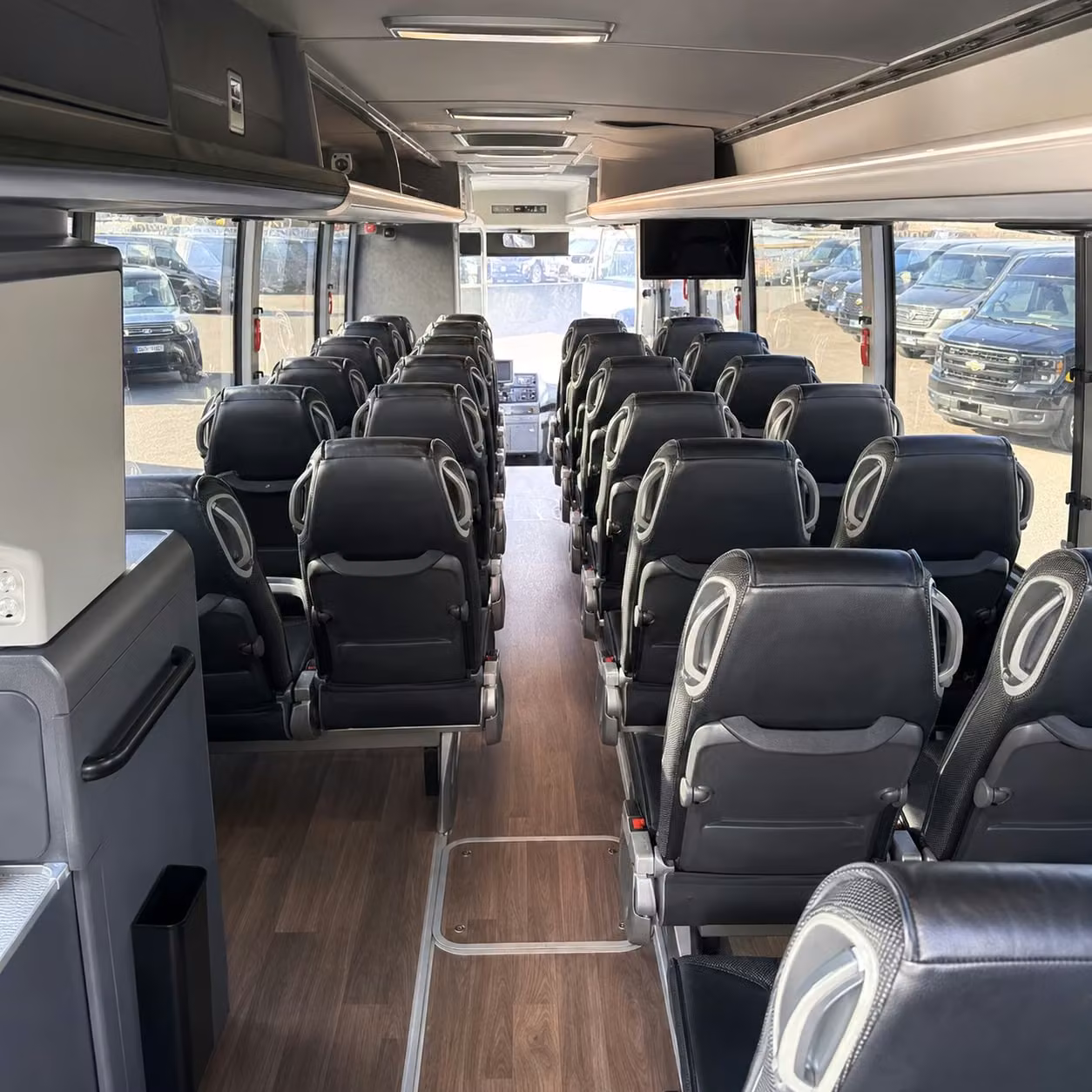 waipahu 56 passenger charter bus rental