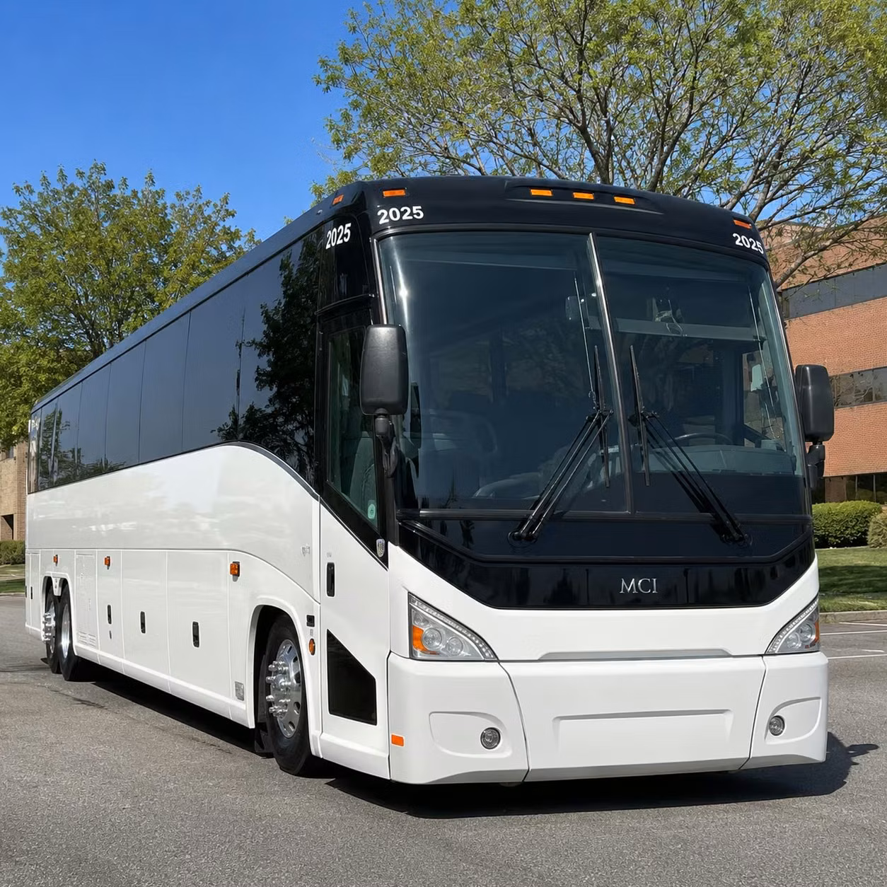 waipahu airport transfer charter bus rentals